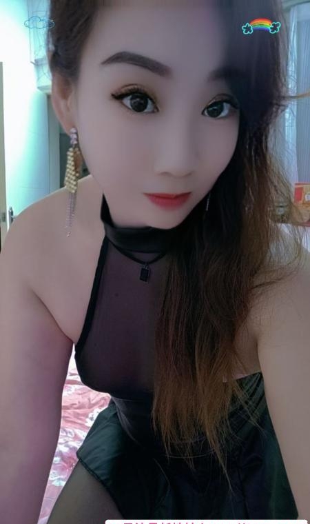 越秀轻熟黑丝少妇 3