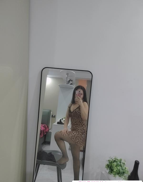 西乡翘臀泡泡 3