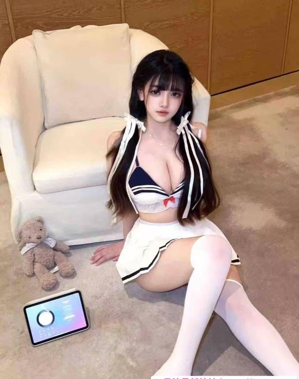 上海莞式泡泡浴大海选 3