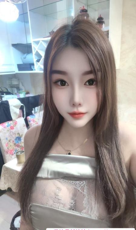 蜜桃翘臀欣欣 3