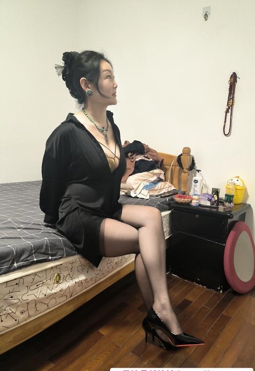 闵行巨乳少妇 3