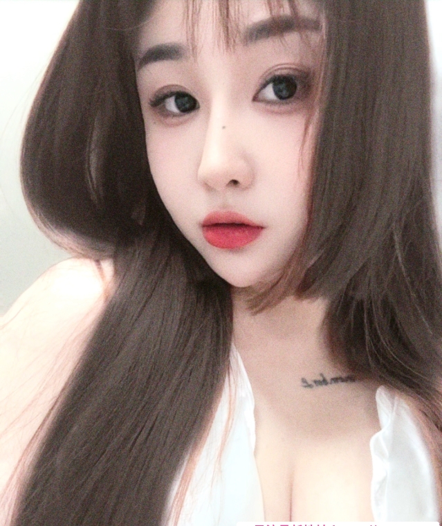 肉感肥臀小骚b 3