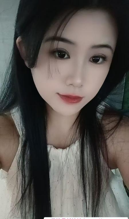 清纯大胸小菲 3