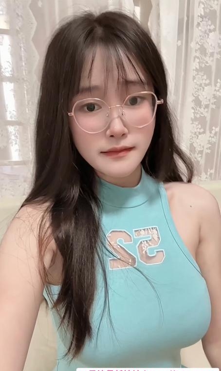 南山眼镜女友感悠然 3