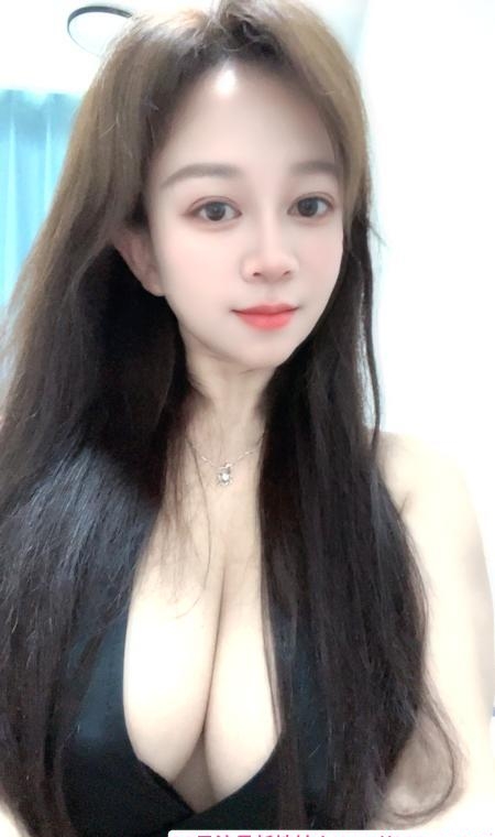 东站大胸倩倩姐 3