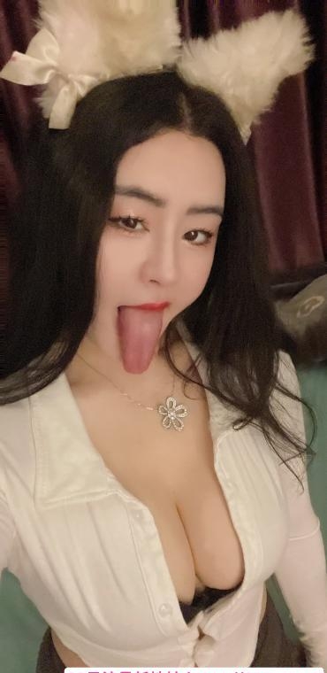 性感尤物卡卡 3