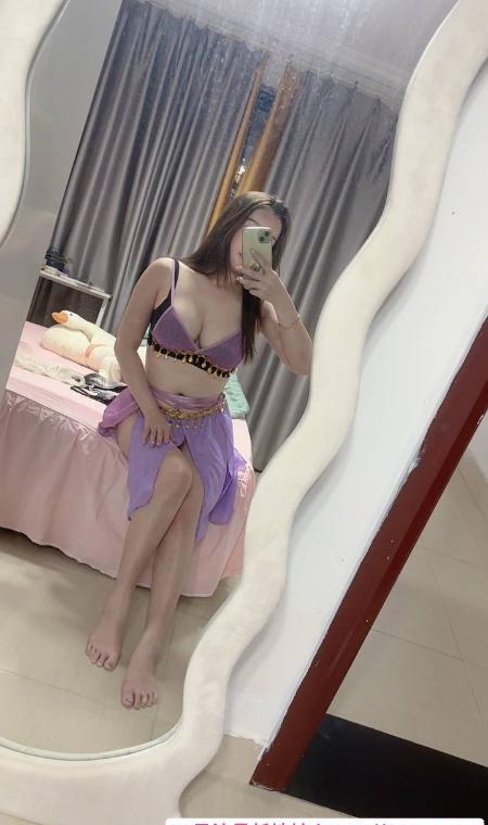 上城榨汁姬依依 3