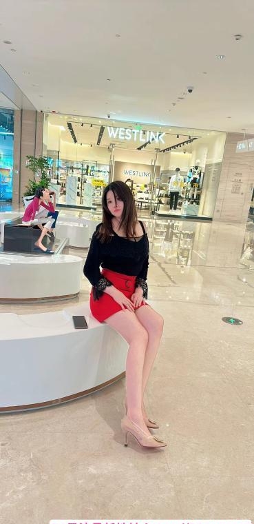 翘臀诱人悦儿 4