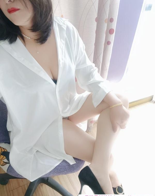 沙坪坝少妇妖精 4