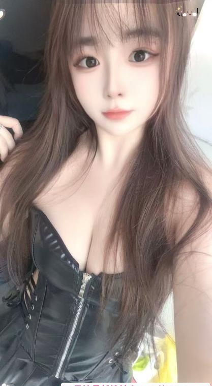 大奶制服妍妍 4