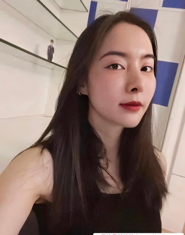 服务系朱莉姐姐 4