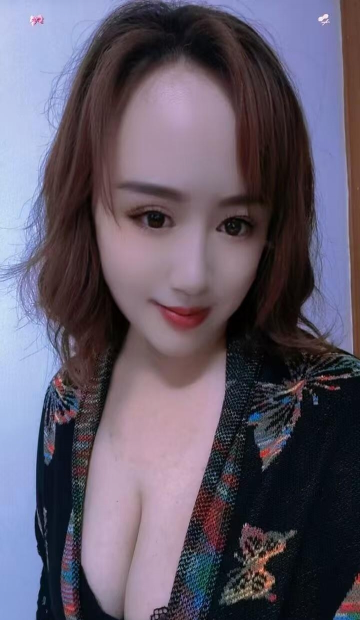 大胸美熟女姐姐 4