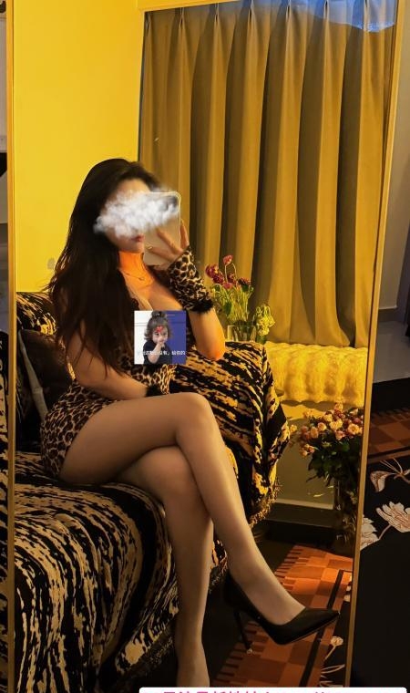拱墅大胸萝莉初体验 1