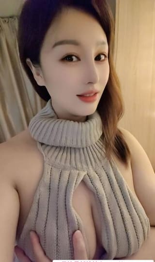 丰满迷人且风骚