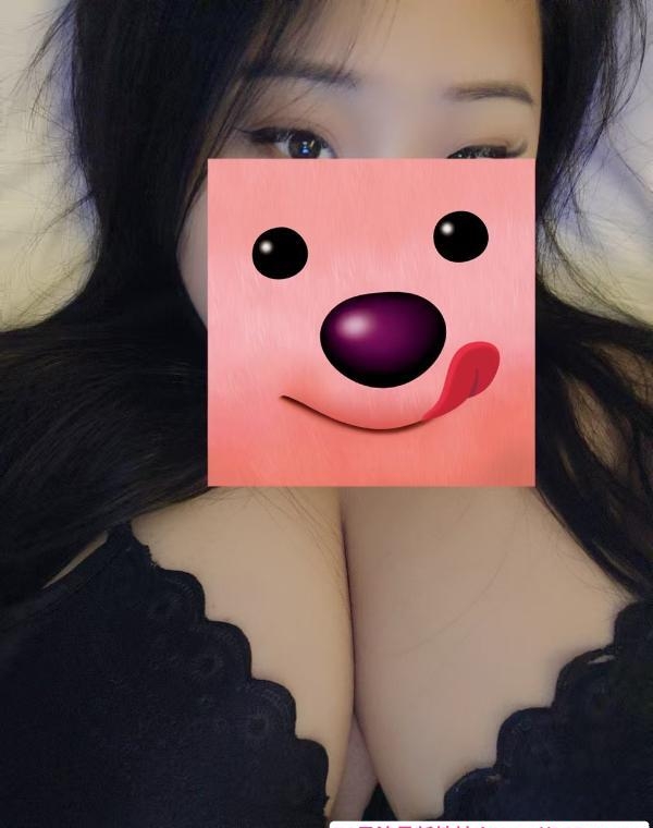 巨乳丰满妹妹 1