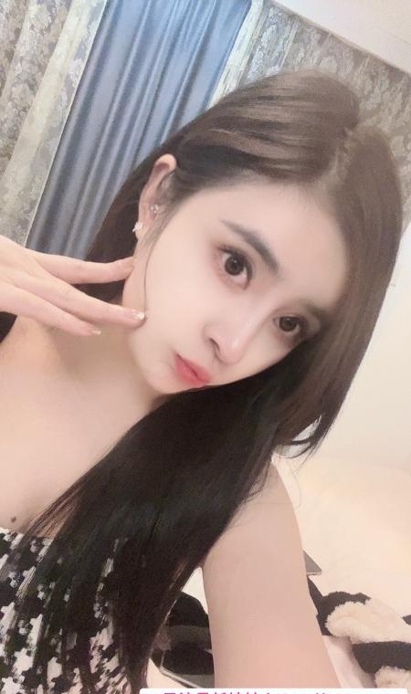 性感大奶小骚货 1