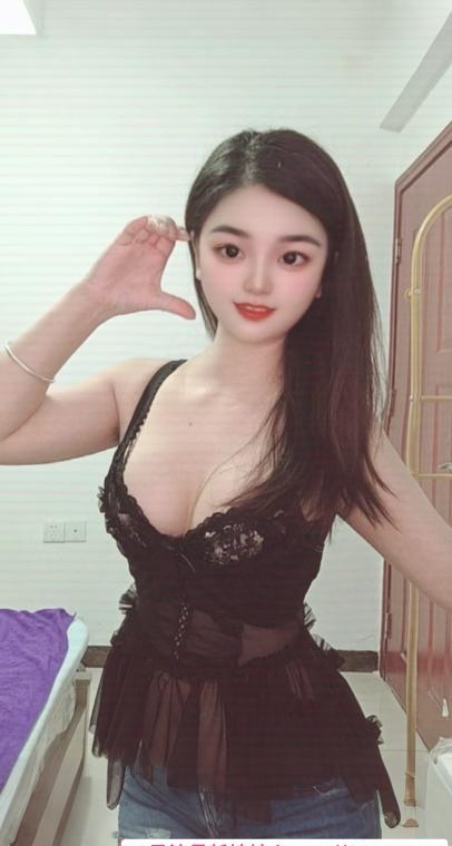 白云御姐樱桃 1
