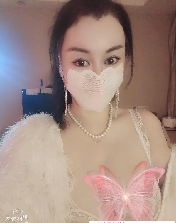 越秀风味少妇 1