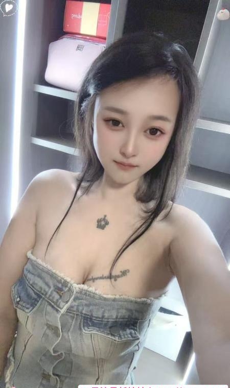白云雨菲 1