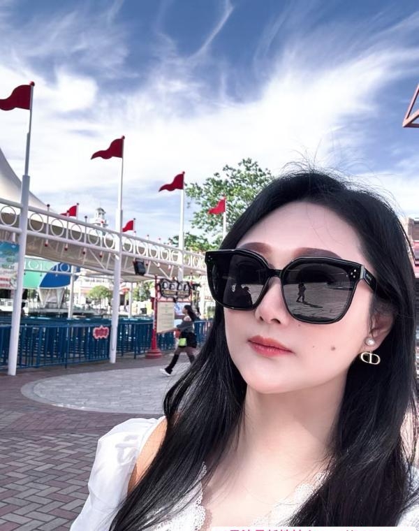 服务很好的小姐姐 1