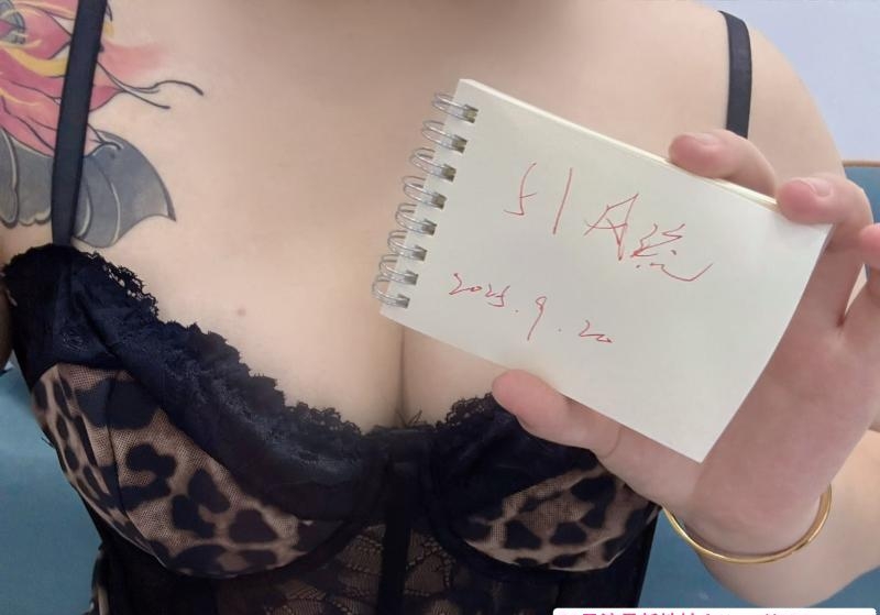 杭州钱塘微胖嫩妹 1