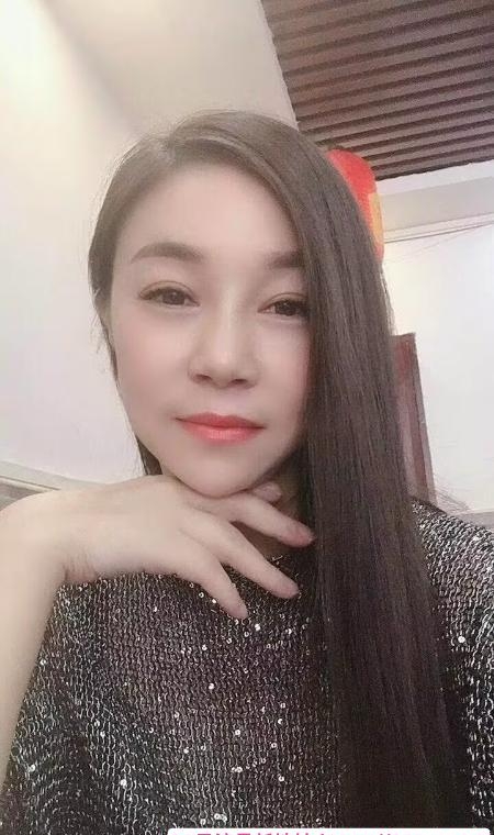 天河熟女小莉 1