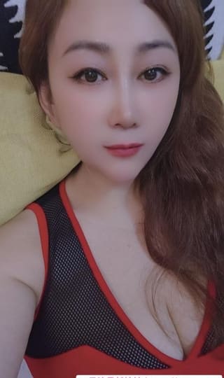 服务耐心熟女
