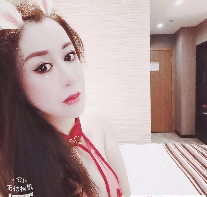 胸大骚御姐体验 1
