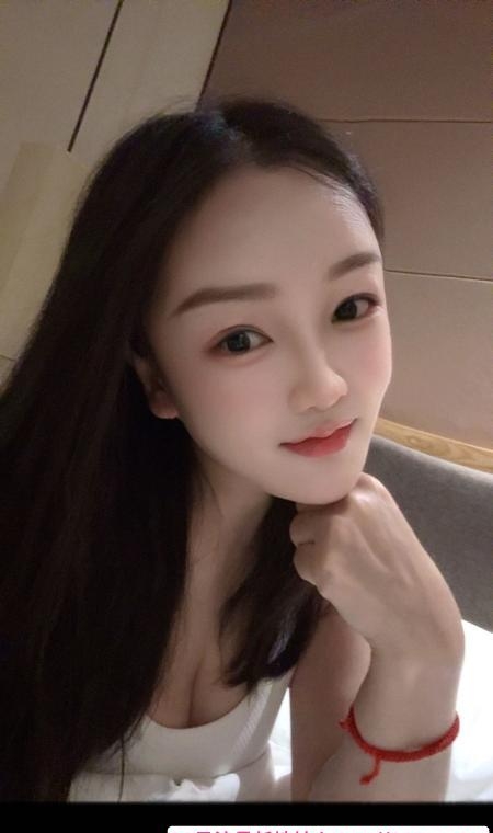 女友感护士楚依 1