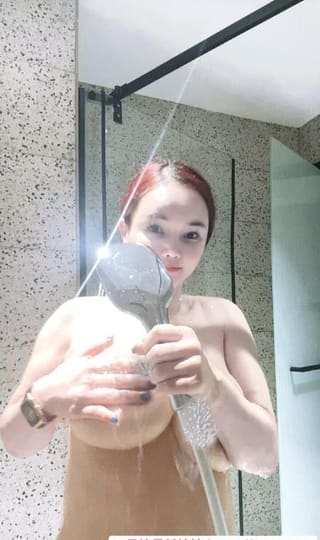 市中心超骚的一姐