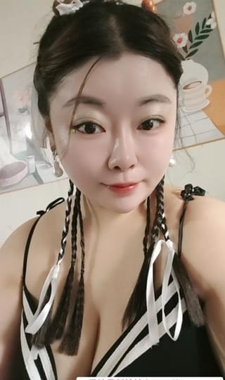 bbw大胸少妇