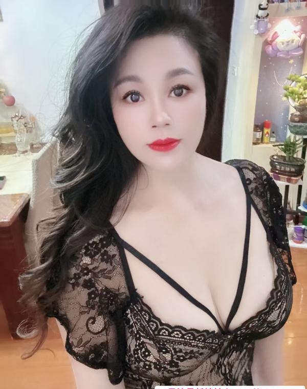 风骚姐姐 1