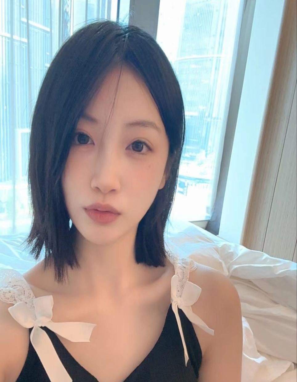 兼职素颜女神 1
