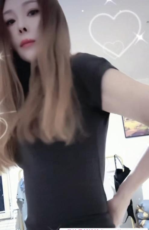 塘沽爱深吼的小骚货 2