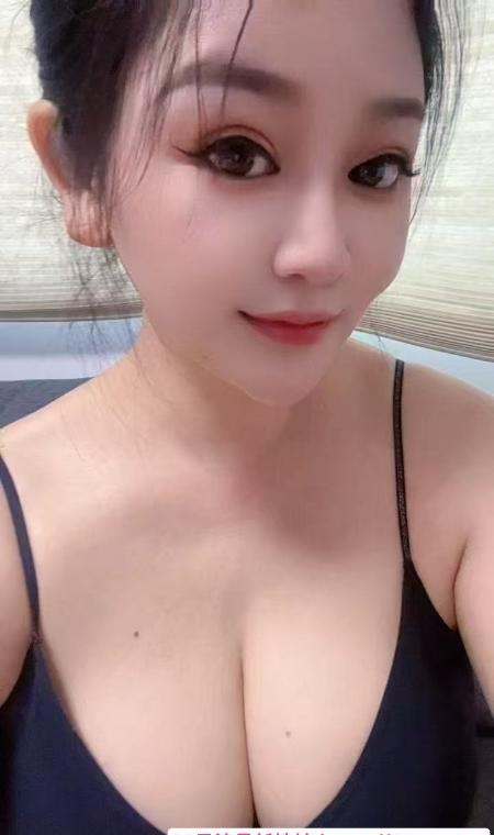 波霸骚少妇 2