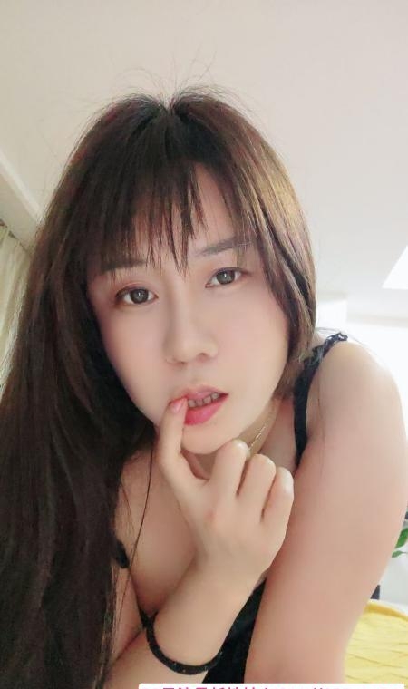 白云舌吻少妇 2