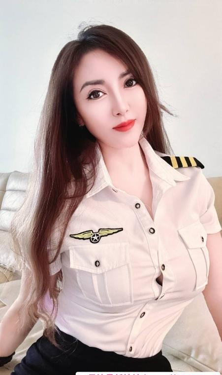 风骚制服诱惑老师 2