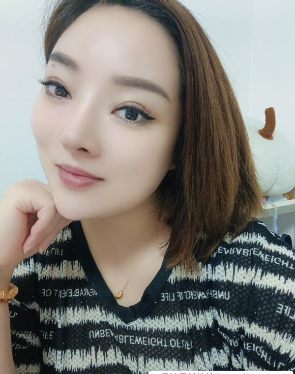徐汇三通骚少妇 2
