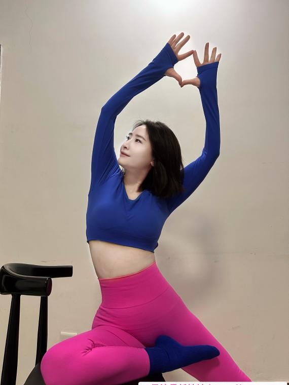 舌吻火火 2