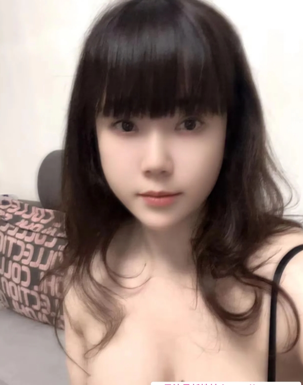 大奶小姐姐依然 2