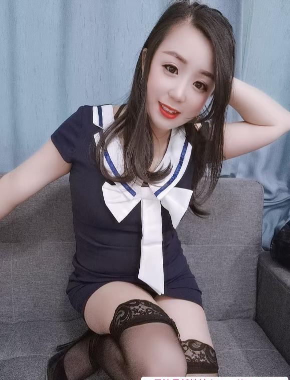 江南西服务系少妇 2