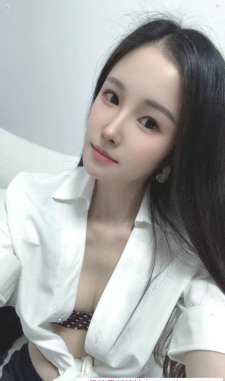 女王丽莎 2