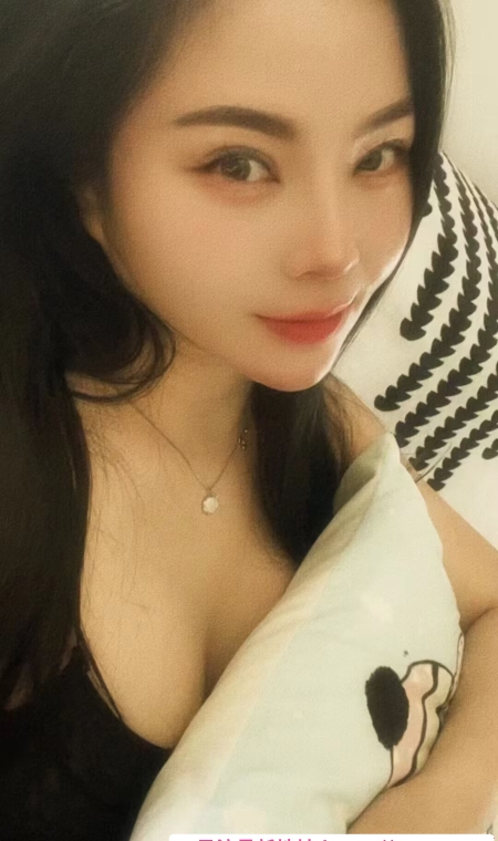 南山性感水多大胸御姐 2