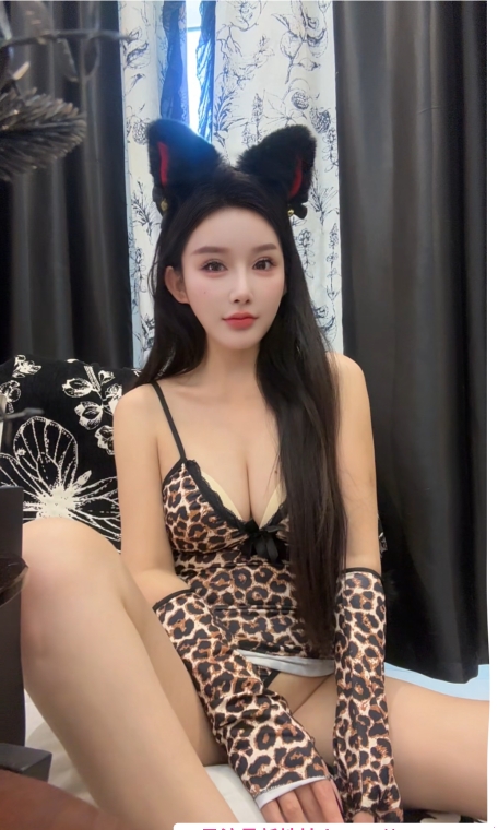 172纯欲车模 2