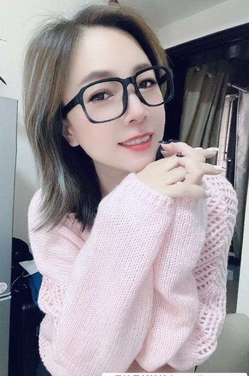 广州眼镜轻熟姐 3