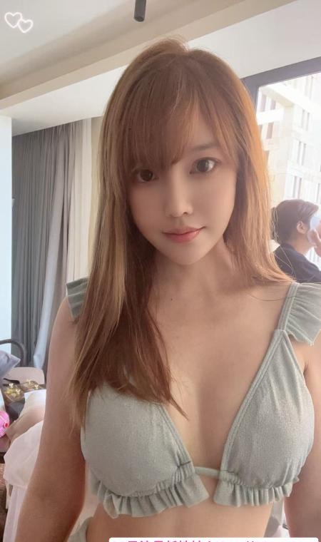 肤白颜值诗诗老师 3