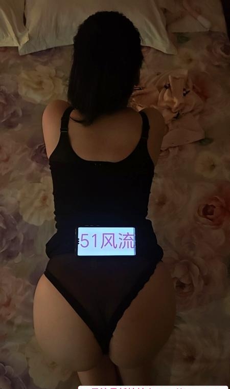 豪乳娃娃脸翘臀妹 3