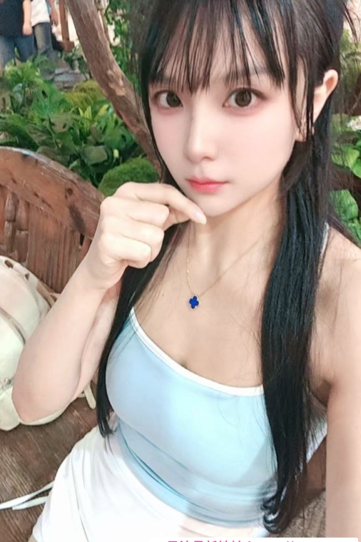 三点粉青青 4