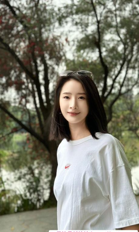 广州肥臀人妻姐火火 4