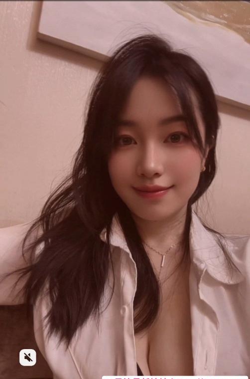 重庆黑丝长腿小诺 4